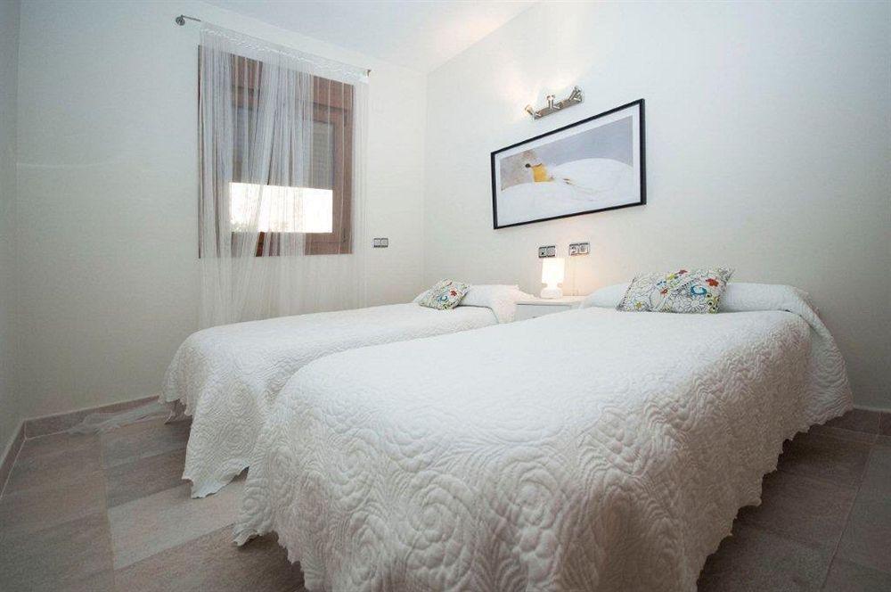 Apartamentos Reserva Del Higueron Deluxe & Spa Benalmadena Luaran gambar