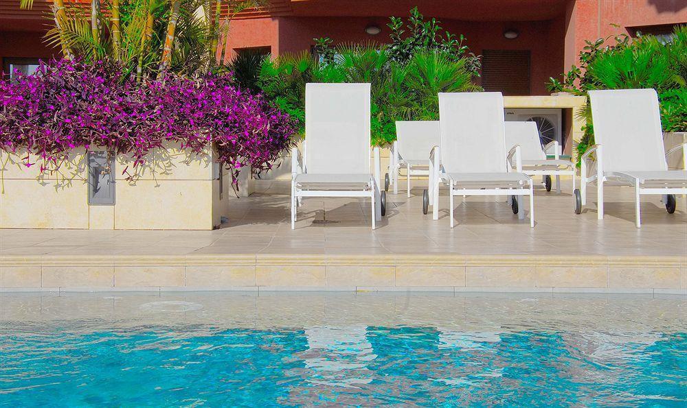 Apartamentos Reserva Del Higueron Deluxe & Spa Benalmadena Luaran gambar